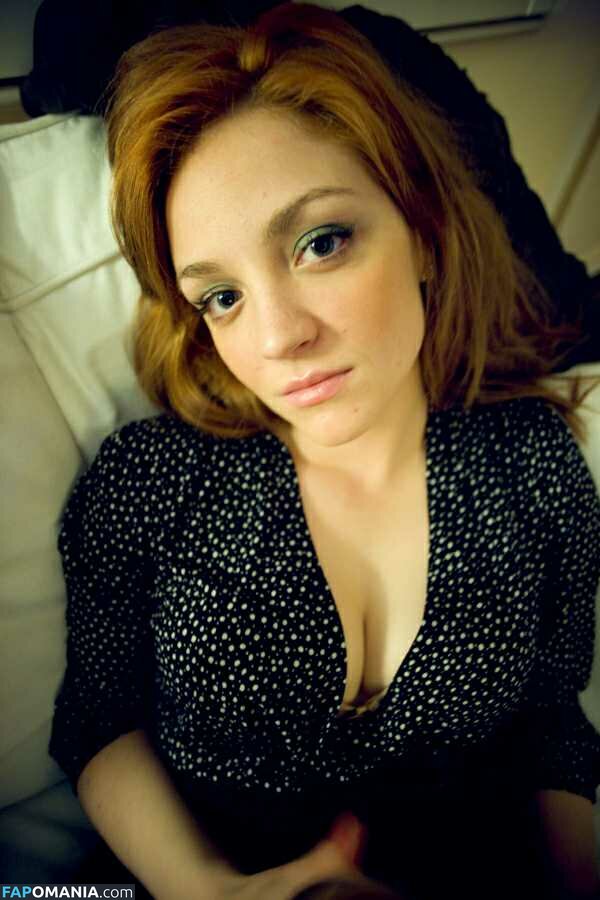 Abby Elliott Çıplak Sızdırılmış Fotoğraf #8