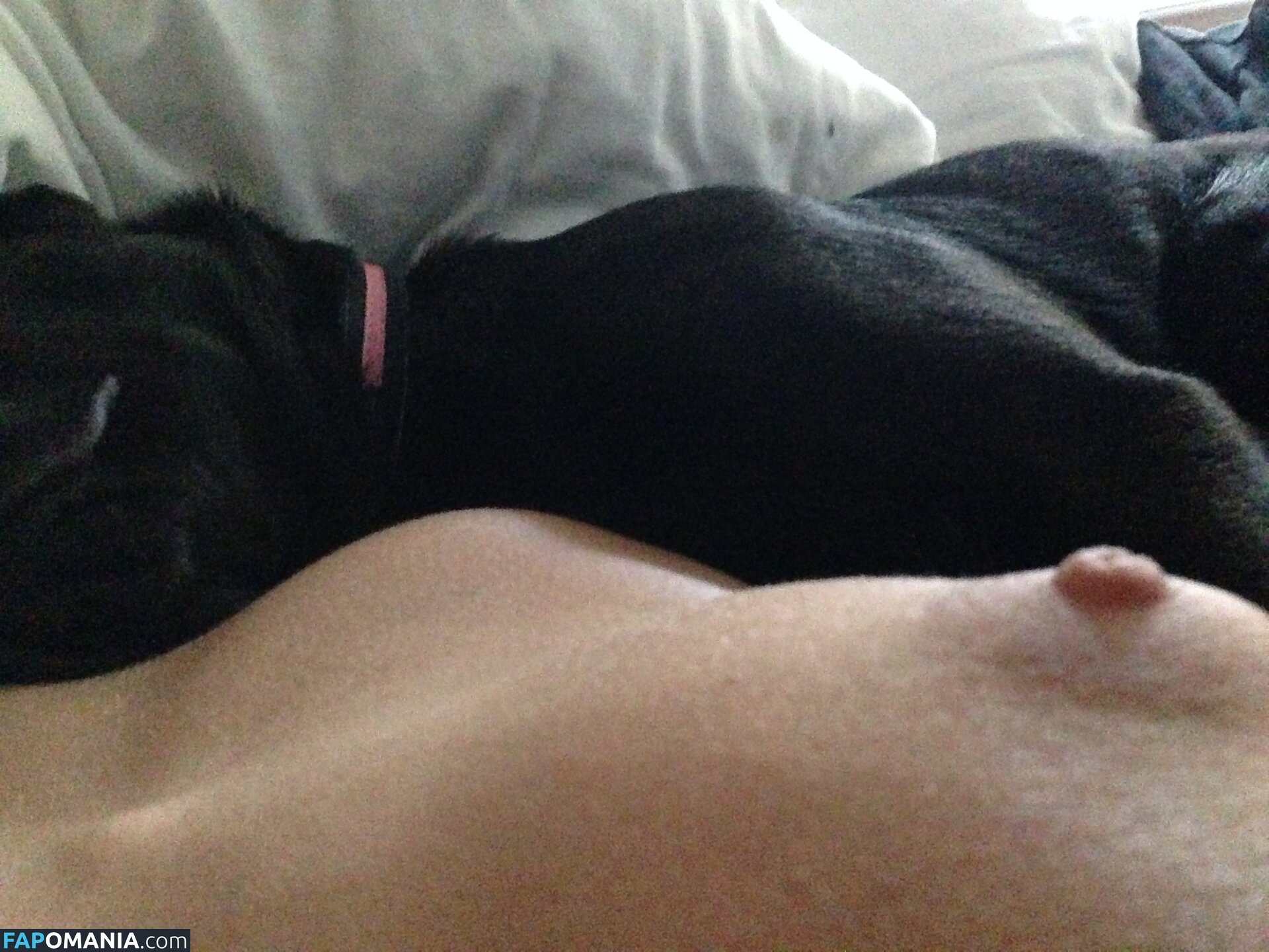 Adwoa Aboah Çıplak Sızdırılmış Fotoğraf #18