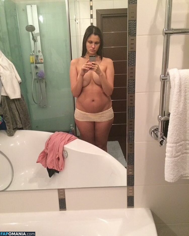 Alana Mamaeva Çıplak Sızdırılmış Fotoğraf #4