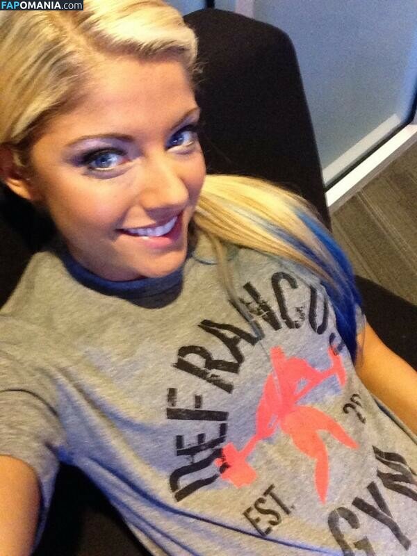 Alexa Bliss Çıplak Sızdırılmış Fotoğraf #2