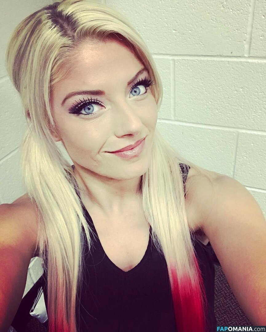 Alexa Bliss Çıplak Sızdırılmış Fotoğraf #12
