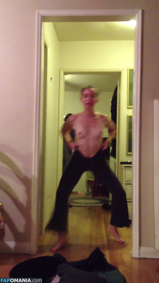 Alexa Nikolas Çıplak Sızdırılmış Fotoğraf #4