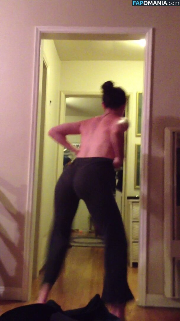 Alexa Nikolas Çıplak Sızdırılmış Fotoğraf #8