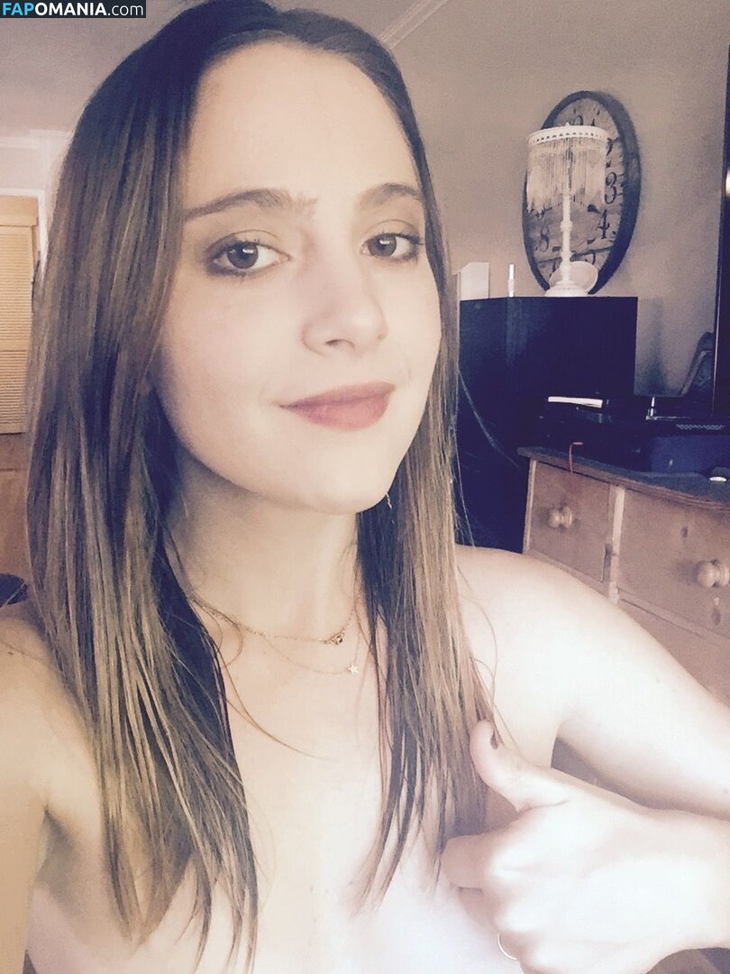 Alexa Nikolas Çıplak Sızdırılmış Fotoğraf #15