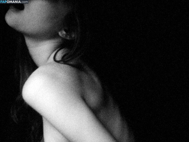 Ali Michaels Çıplak Sızdırılmış Fotoğraf #31