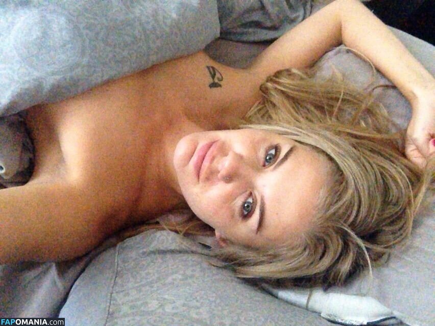 Alice Haig Çıplak Sızdırılmış Fotoğraf #3