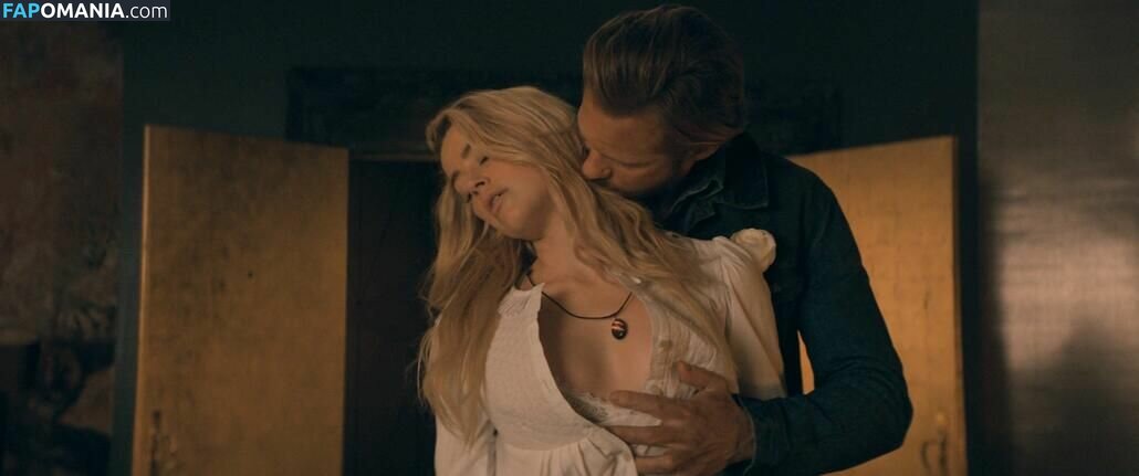 Amber Heard Çıplak Sızdırılmış Fotoğraf #48