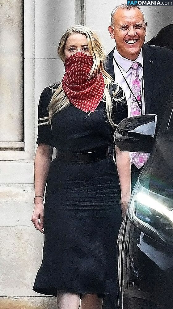 Amber Heard Çıplak Sızdırılmış Fotoğraf #61