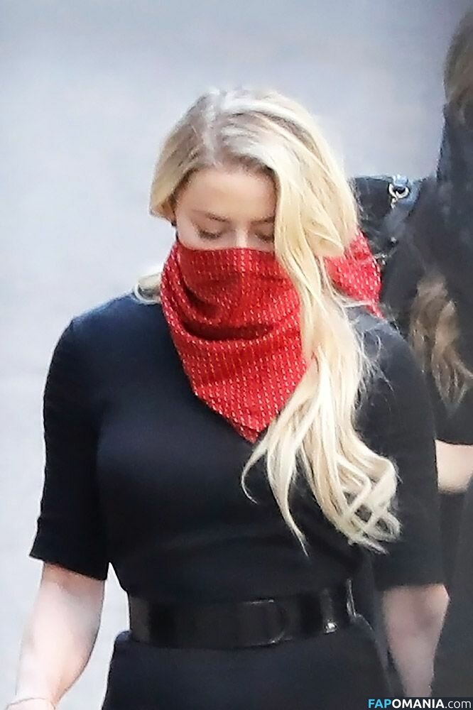Amber Heard Çıplak Sızdırılmış Fotoğraf #66