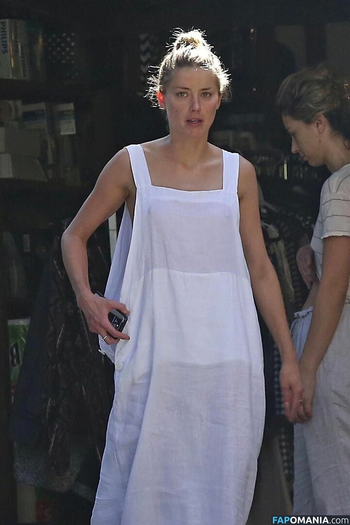 Amber Heard Çıplak Sızdırılmış Fotoğraf #85