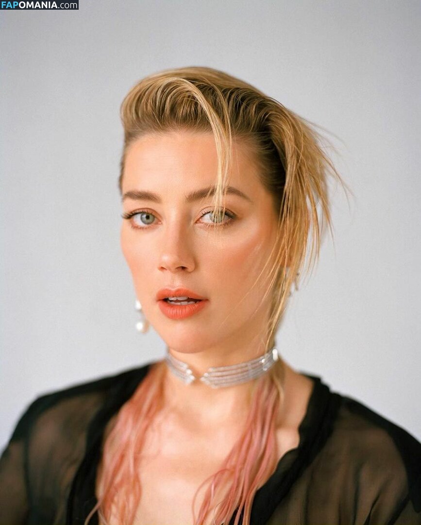 Amber Heard Çıplak Sızdırılmış Fotoğraf #127
