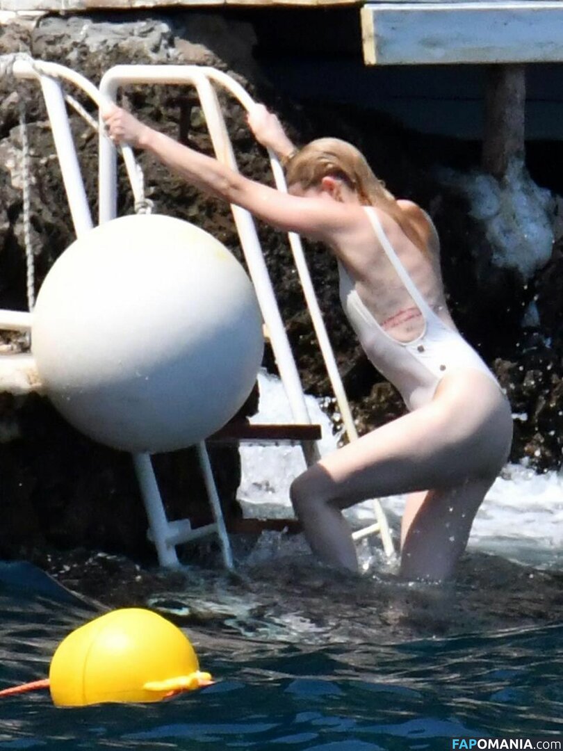 Amber Heard Çıplak Sızdırılmış Fotoğraf #153