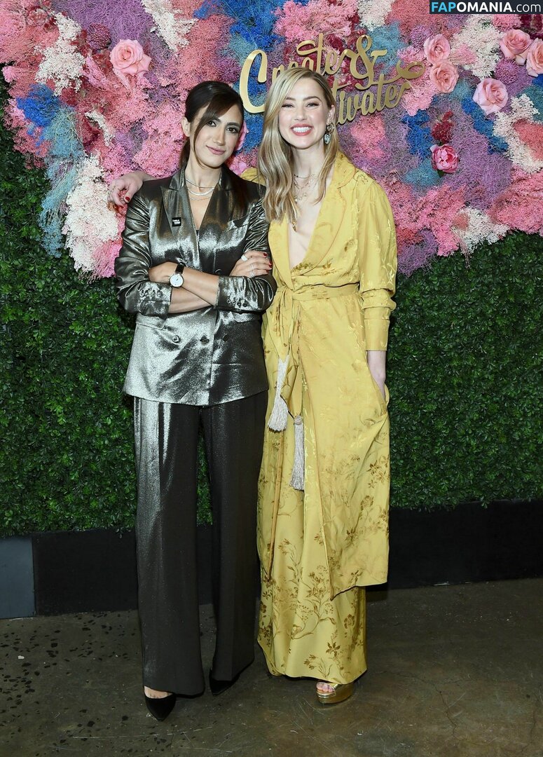 Amber Heard Çıplak Sızdırılmış Fotoğraf #266