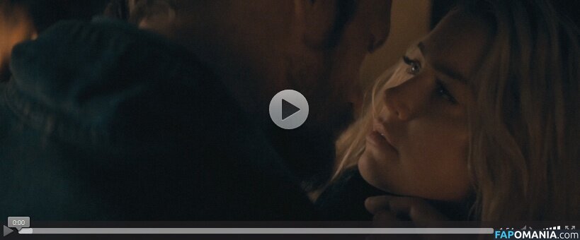 Amber Heard Çıplak Sızdırılmış Fotoğraf #313