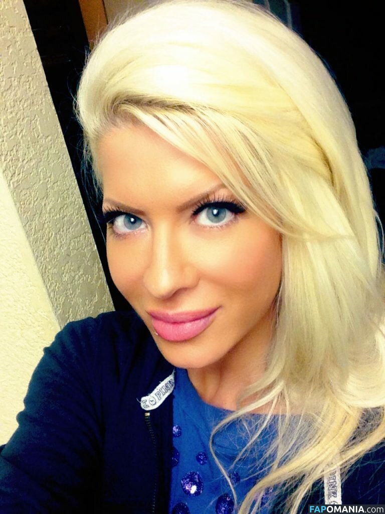 Angelina Love Çıplak Sızdırılmış Fotoğraf #23