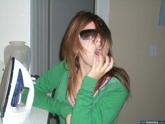 Anna Kendrick Çıplak Sızdırılmış Fotoğraf #6