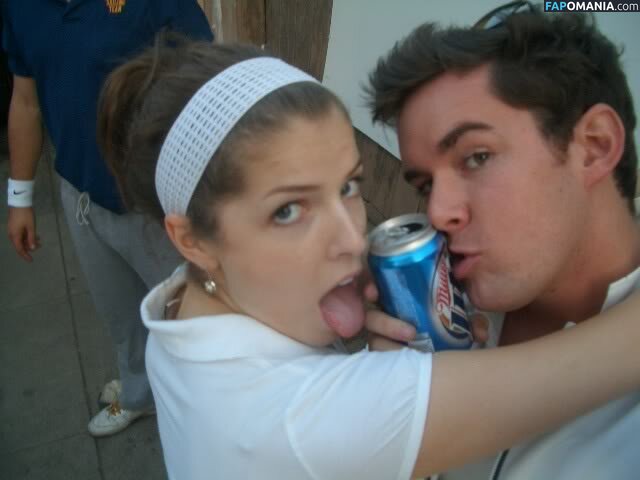 Anna Kendrick Çıplak Sızdırılmış Fotoğraf #26