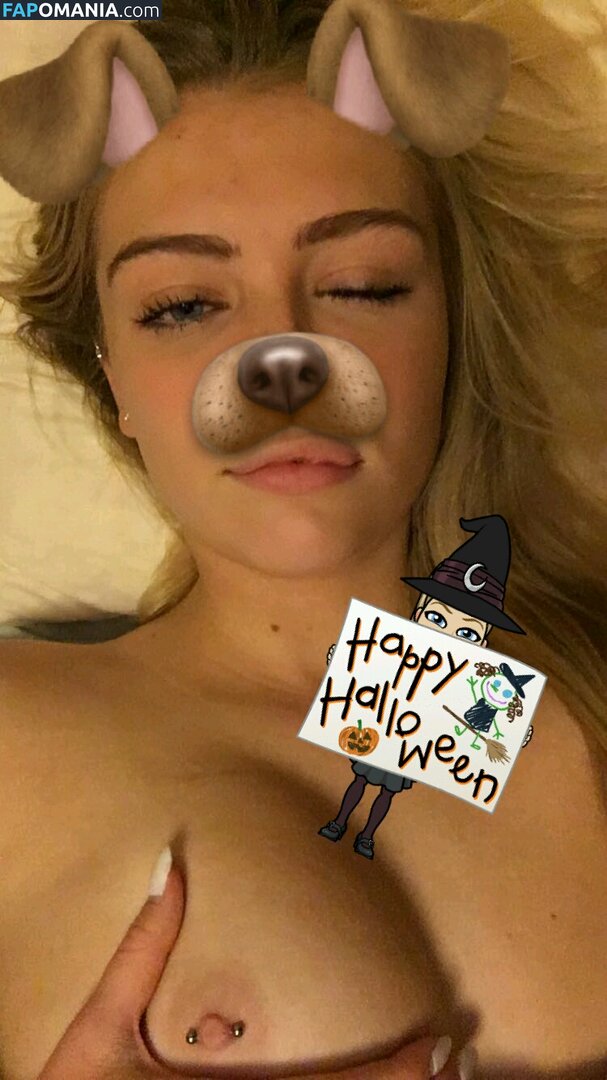 Annika Boron Çıplak Sızdırılmış Fotoğraf #38