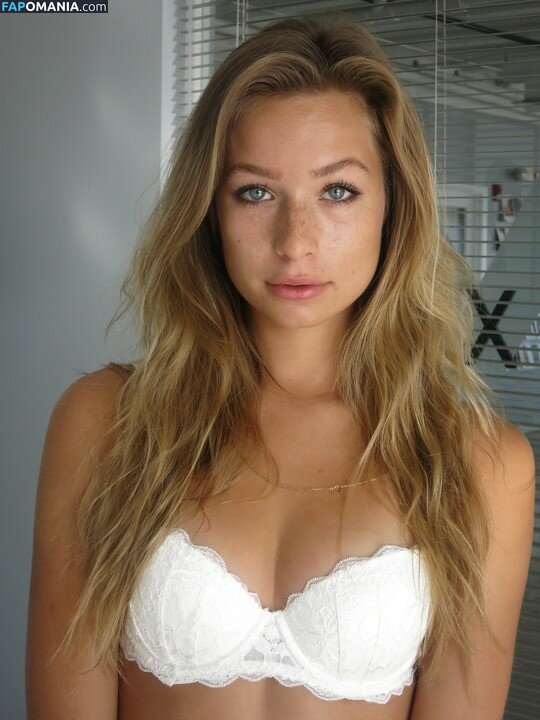 Ashlen Alexandra Çıplak Sızdırılmış Fotoğraf #24