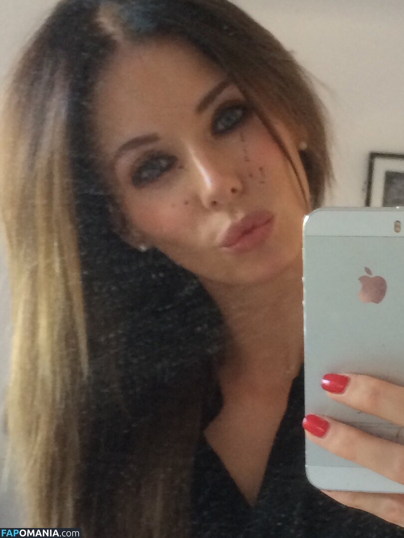 Ashley Mulheron Çıplak Sızdırılmış Fotoğraf #1