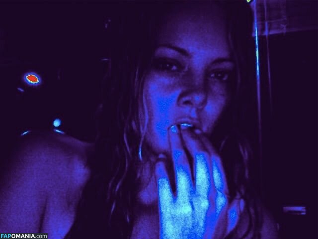 Bijou Phillips Çıplak Sızdırılmış Fotoğraf #16