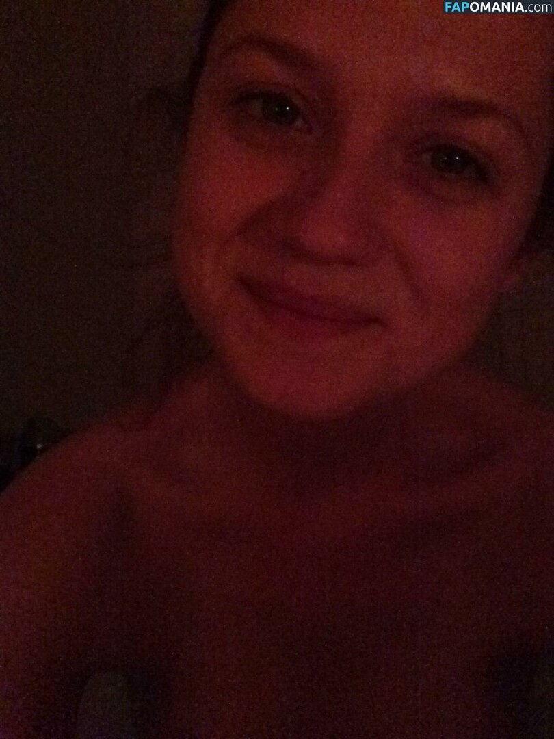 Bonnie Wright Çıplak Sızdırılmış Fotoğraf #32