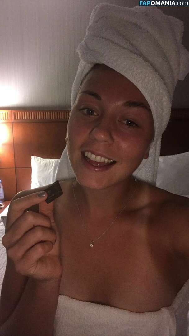 Carina Witthoeft Çıplak Sızdırılmış Fotoğraf #33