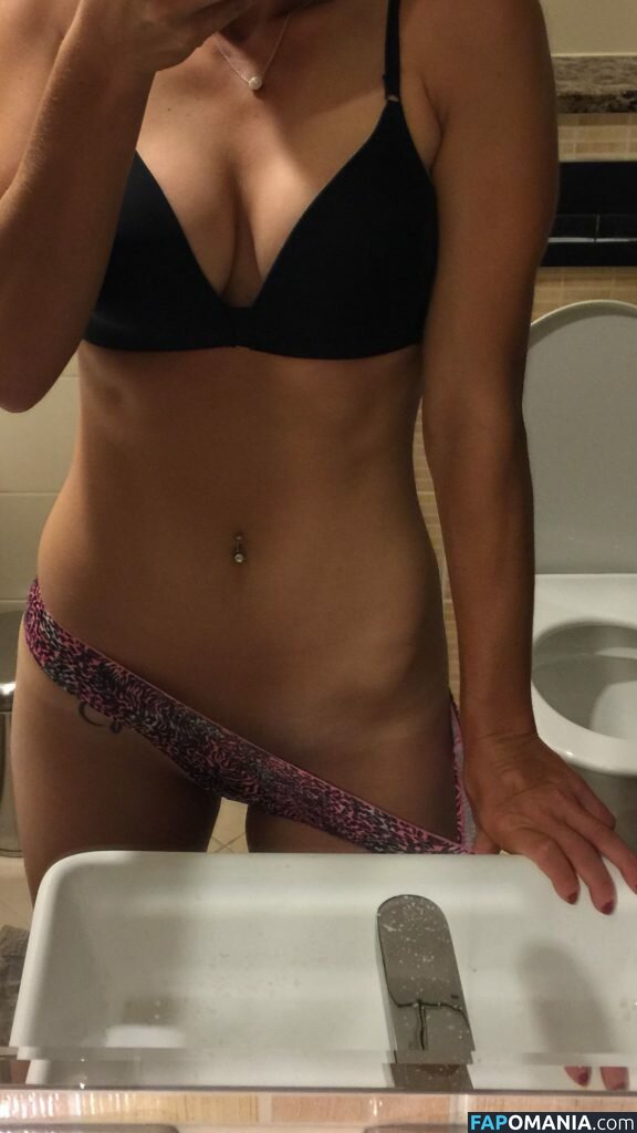 Carly Booth Çıplak Sızdırılmış Fotoğraf #12