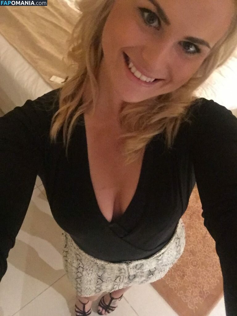 Carly Booth Çıplak Sızdırılmış Fotoğraf #97