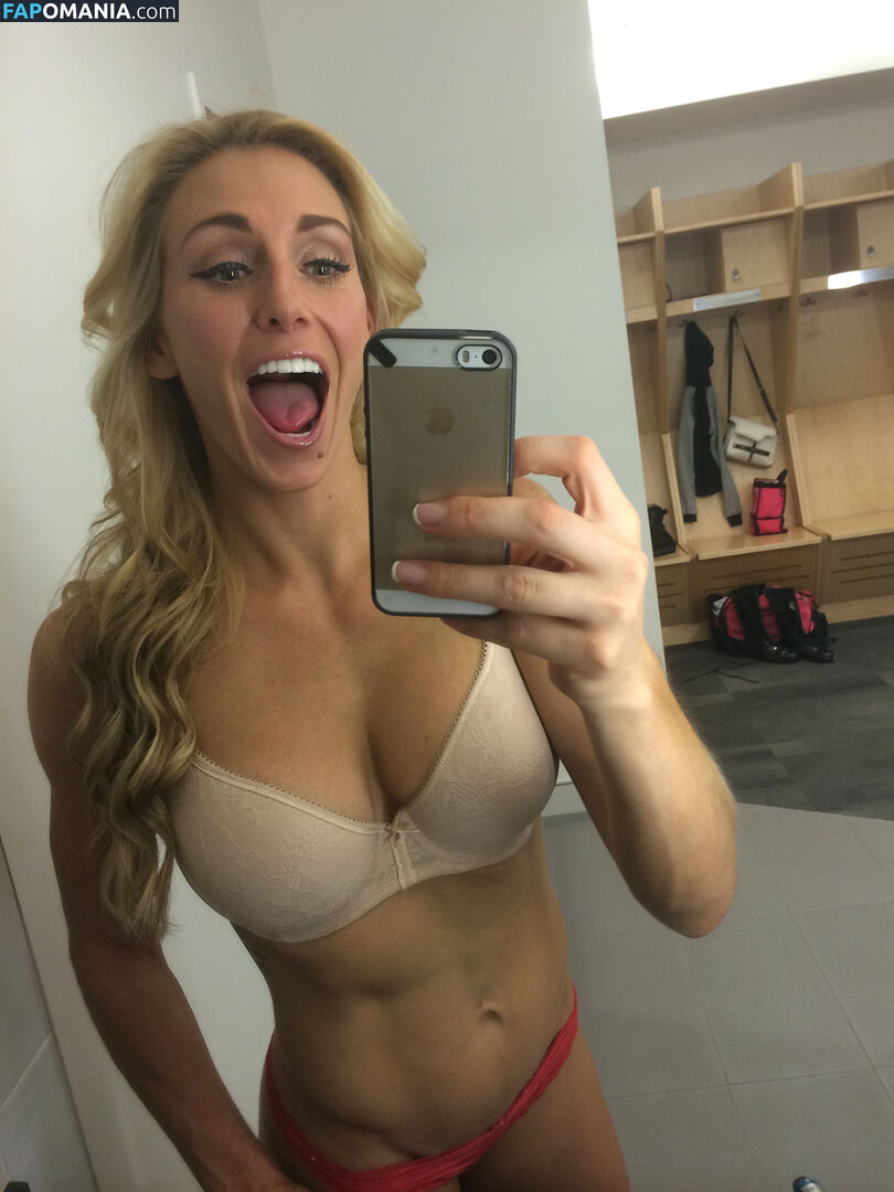 Charlotte Flair Çıplak Sızdırılmış Fotoğraf #11