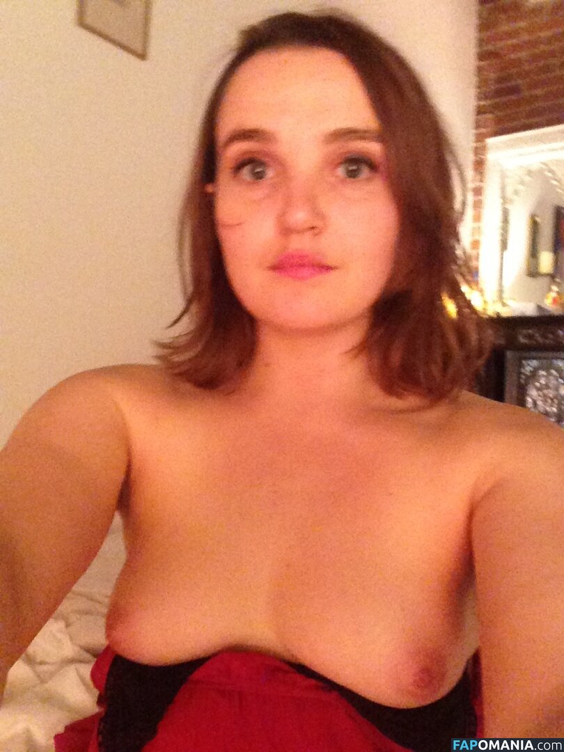 Chloe Fineman Çıplak Sızdırılmış Fotoğraf #31