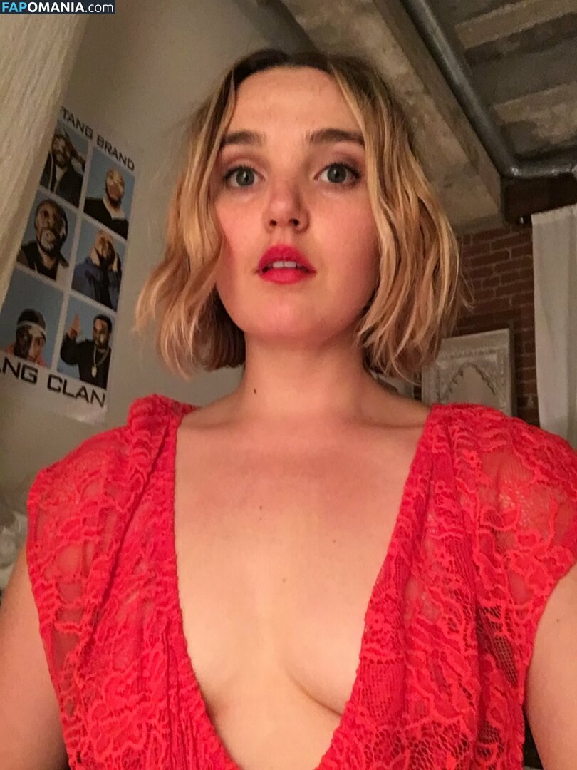 Chloe Fineman Çıplak Sızdırılmış Fotoğraf #45