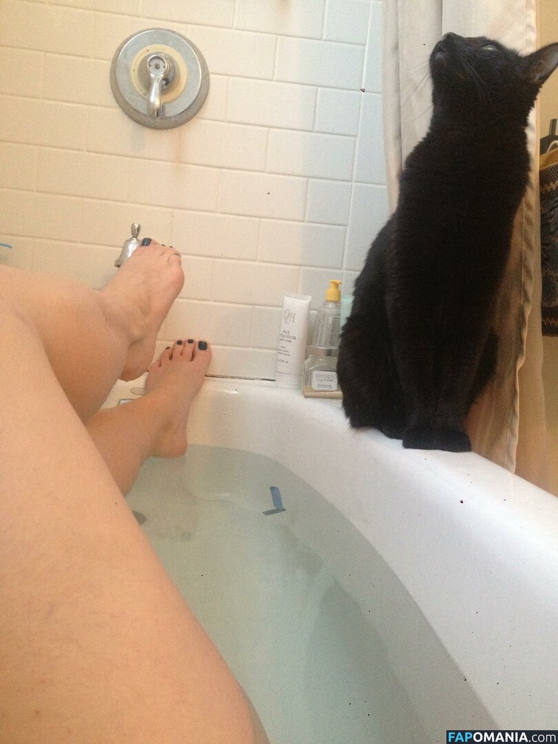 Danielle Colby Çıplak Sızdırılmış Fotoğraf #23