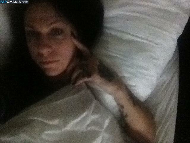 Danielle Colby Çıplak Sızdırılmış Fotoğraf #26