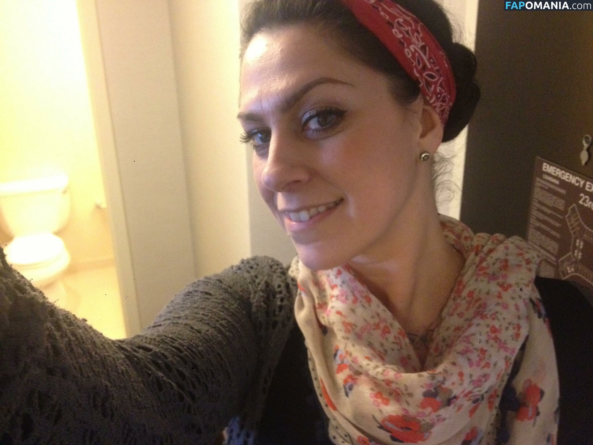 Danielle Colby Çıplak Sızdırılmış Fotoğraf #63