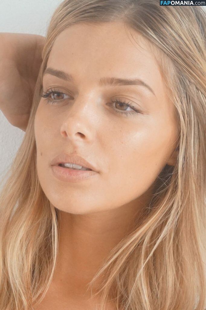 Danielle Knudson Çıplak Sızdırılmış Fotoğraf #134
