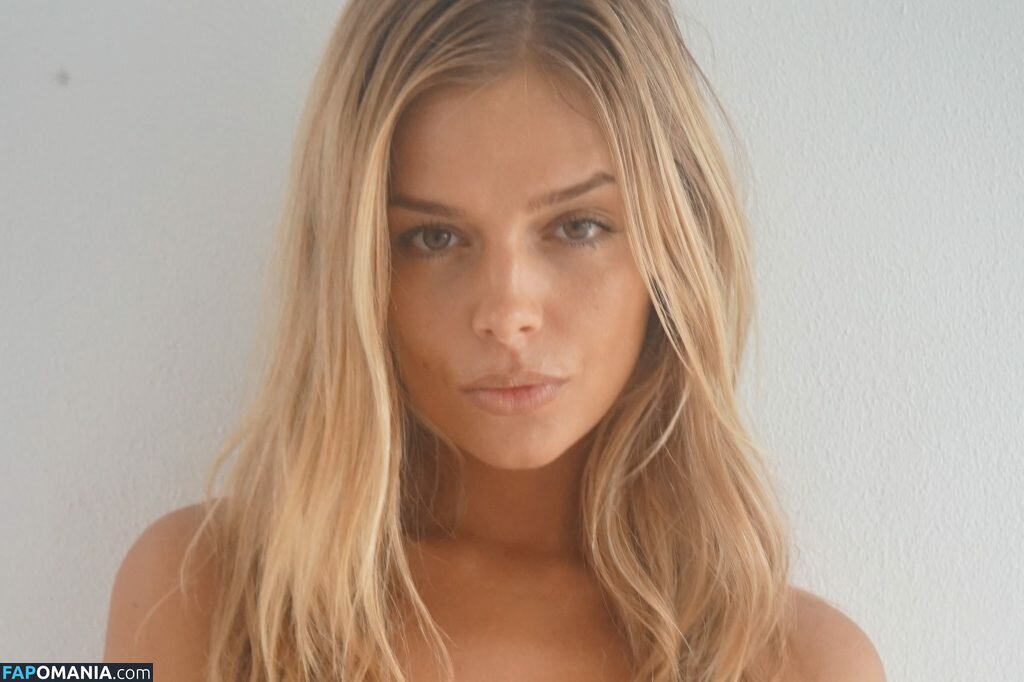 Danielle Knudson Çıplak Sızdırılmış Fotoğraf #202