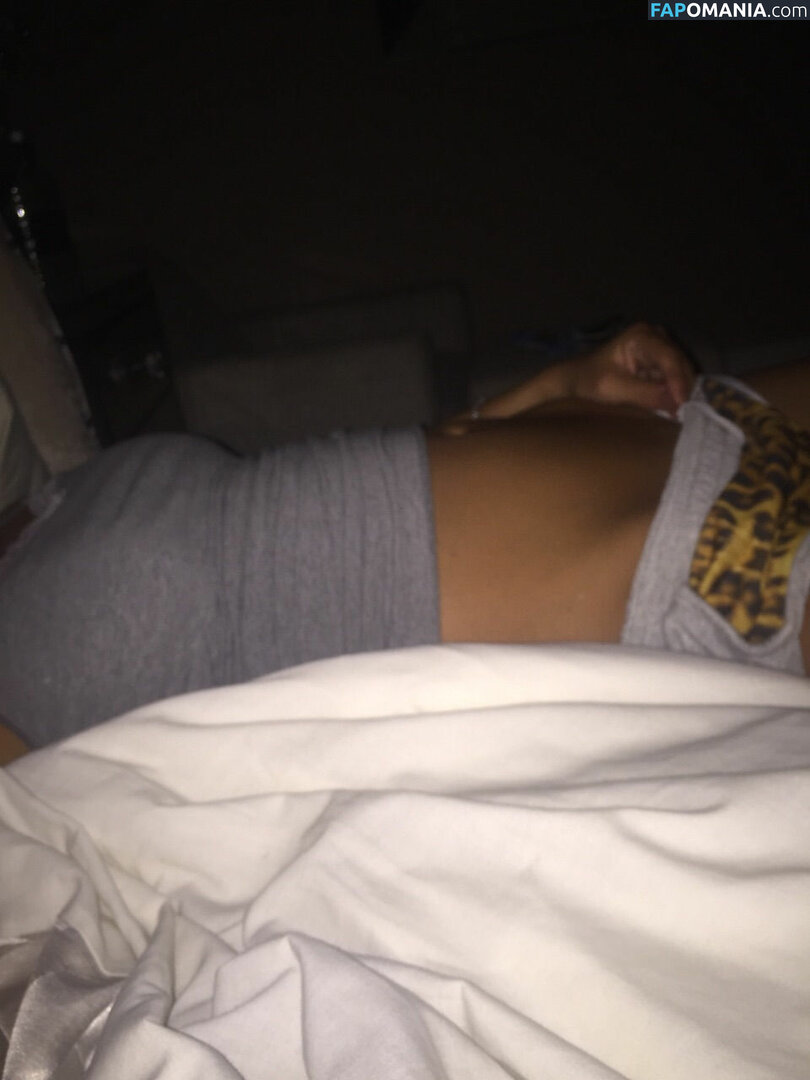 Danielle Lloyd Çıplak Sızdırılmış Fotoğraf #166