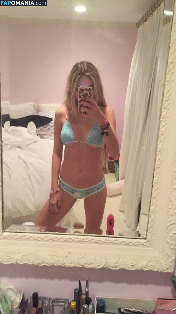 Delilah Belle Hamlin Çıplak Sızdırılmış Fotoğraf #44