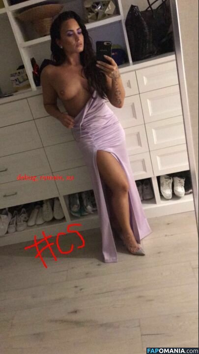 Demi Lovato Çıplak Sızdırılmış Fotoğraf #23