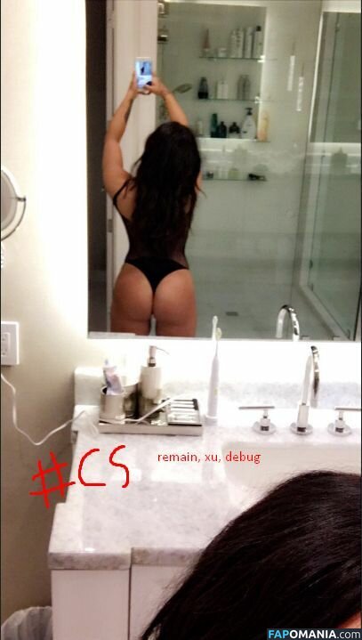 Demi Lovato Çıplak Sızdırılmış Fotoğraf #24