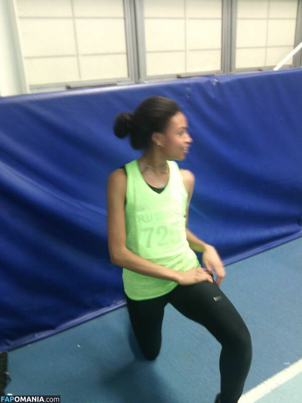 Dina Asher Smith Çıplak Sızdırılmış Fotoğraf #24