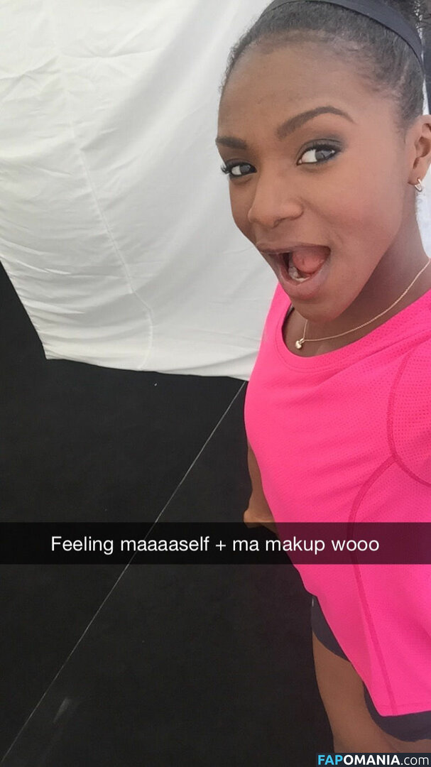 Dina Asher Smith Çıplak Sızdırılmış Fotoğraf #29