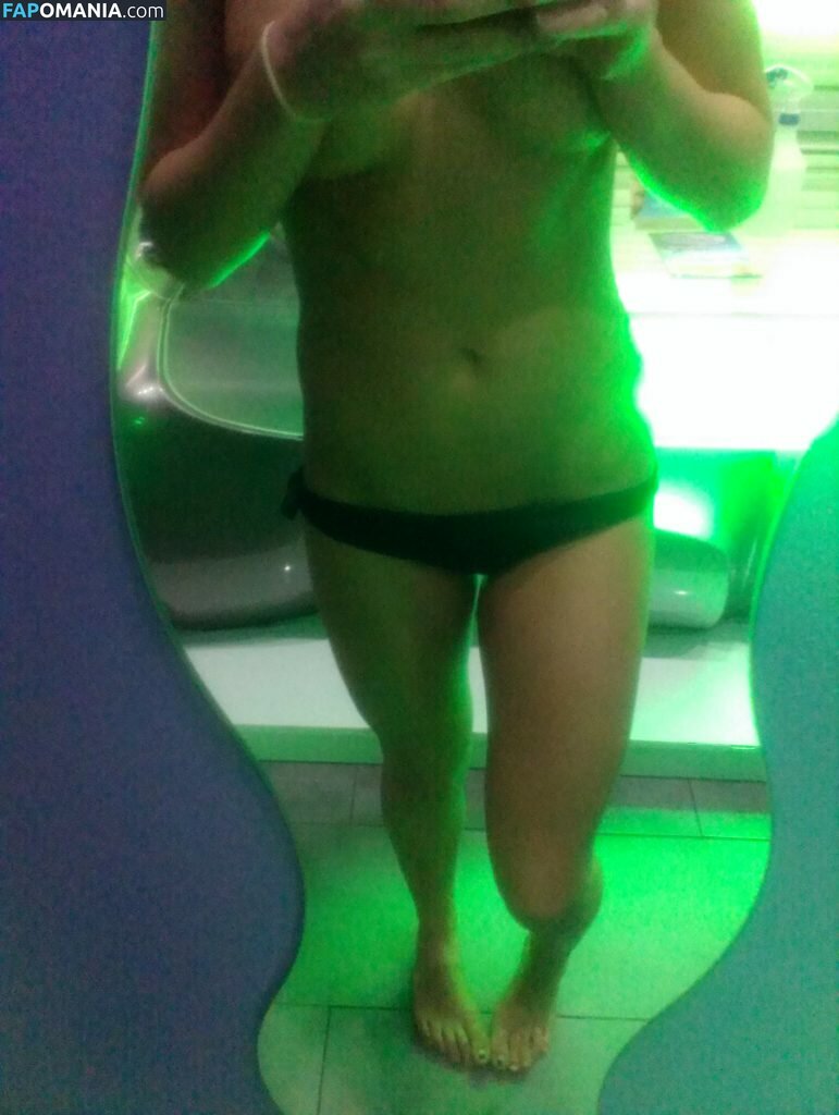 Eilidh Scott Çıplak Sızdırılmış Fotoğraf #151