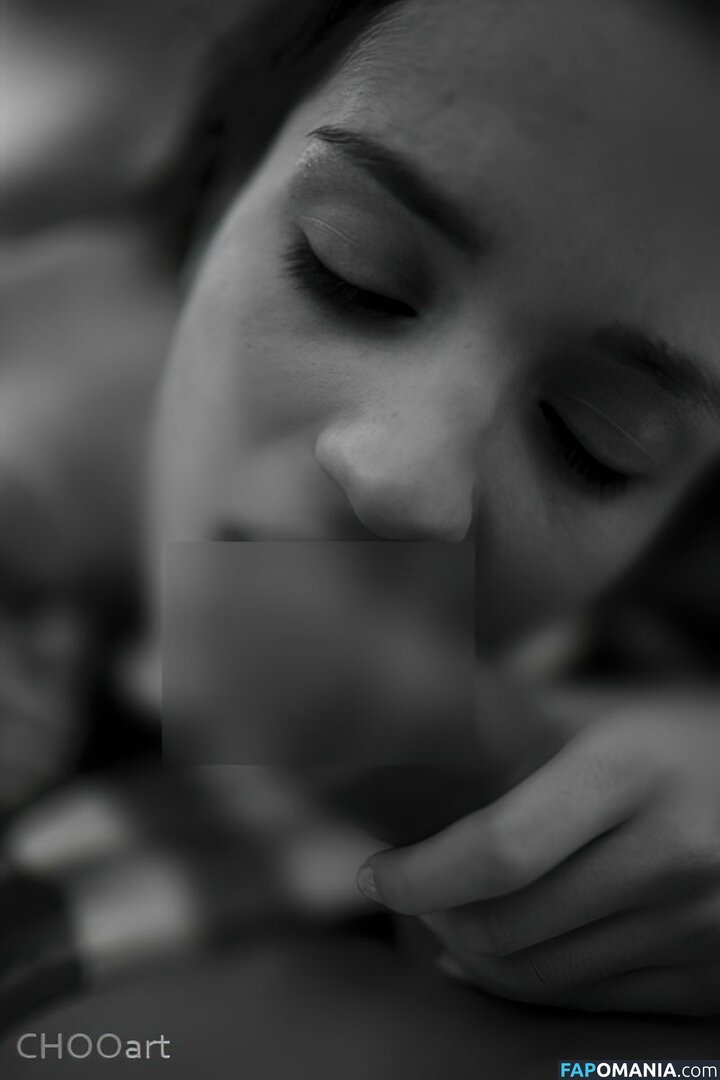Ekaterina Zueva Çıplak Sızdırılmış Fotoğraf #13