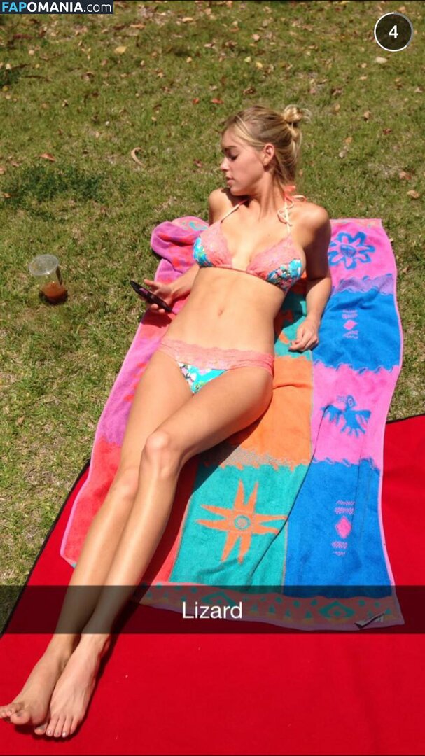 Elizabeth Turner Çıplak Sızdırılmış Fotoğraf #47