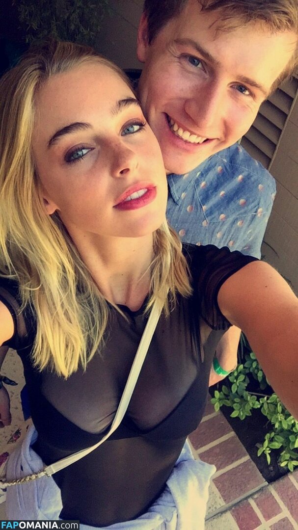 Elizabeth Turner Çıplak Sızdırılmış Fotoğraf #48