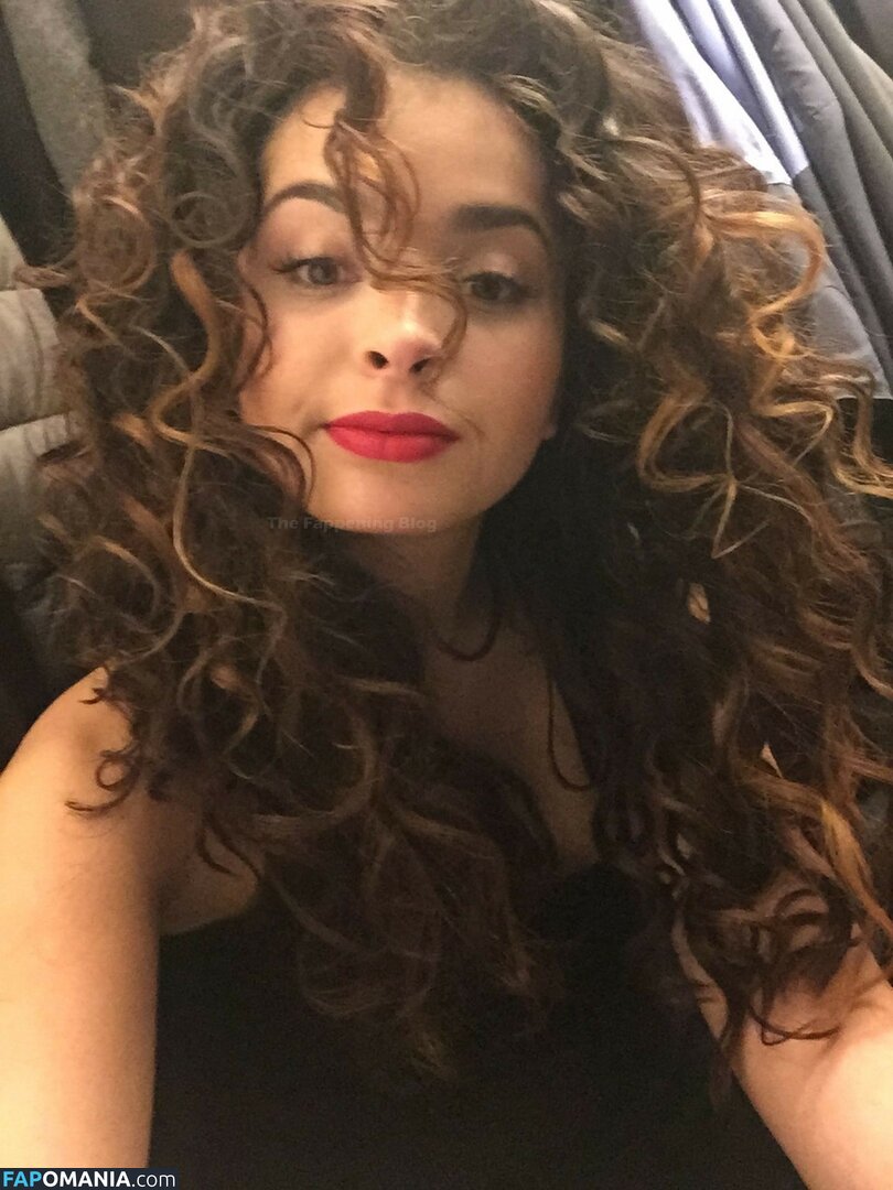 Ella Eyre Çıplak Sızdırılmış Fotoğraf #12