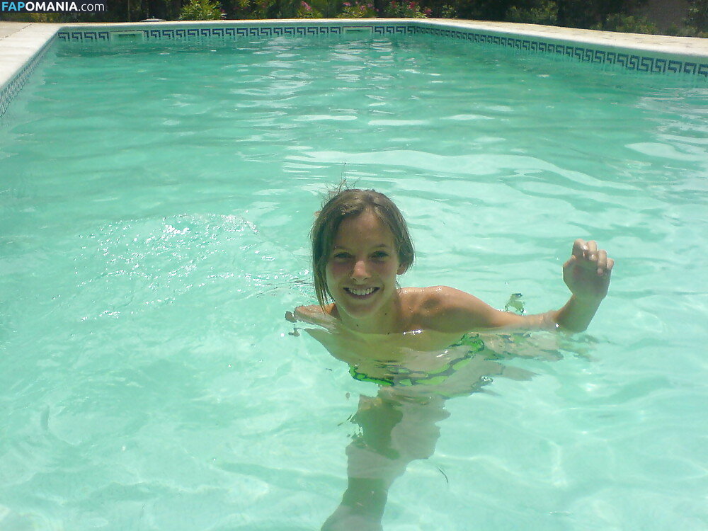 Elodie Varlet Çıplak Sızdırılmış Fotoğraf #11