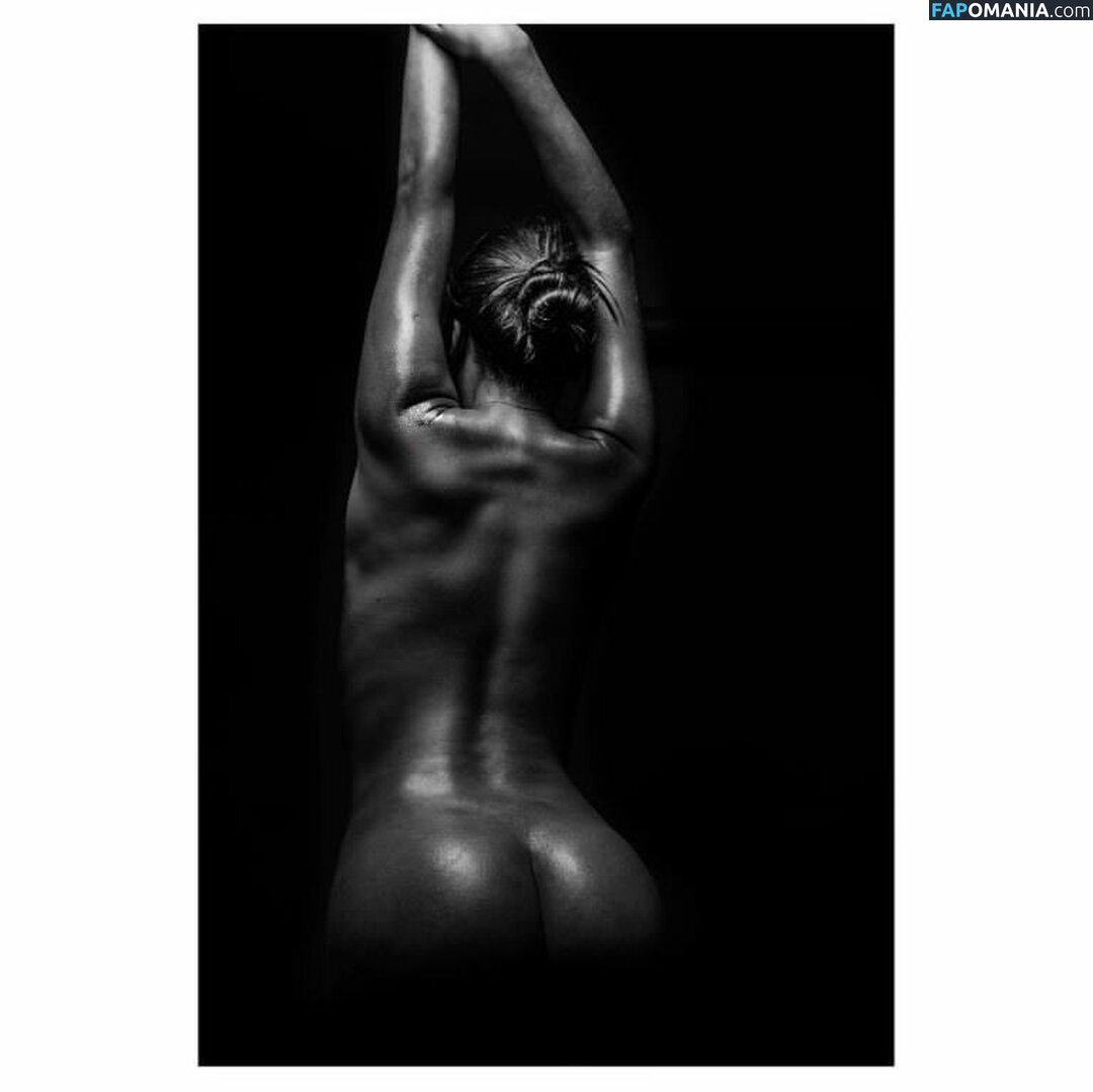 Elsie Hewitt Çıplak Sızdırılmış Fotoğraf #184